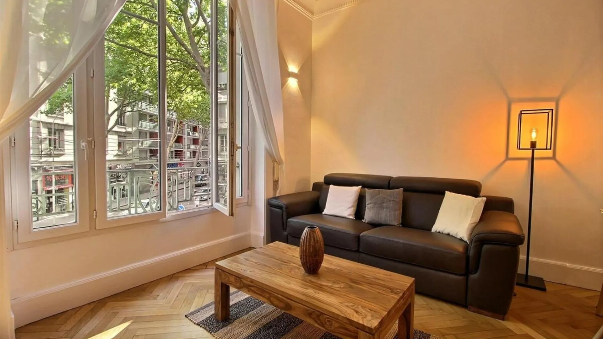 Agastaia - Monthly Rental Apartment - Lyon 7Th